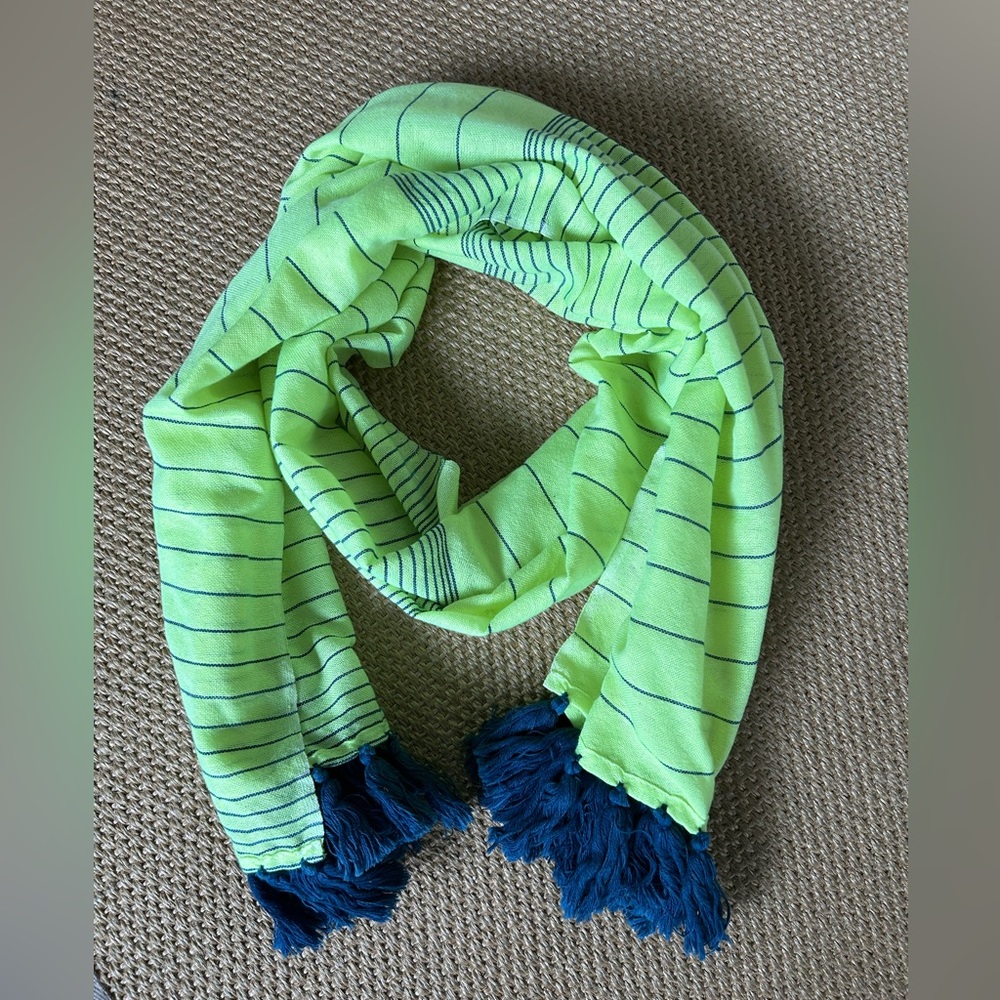 Scarf - Picture 3 of 3